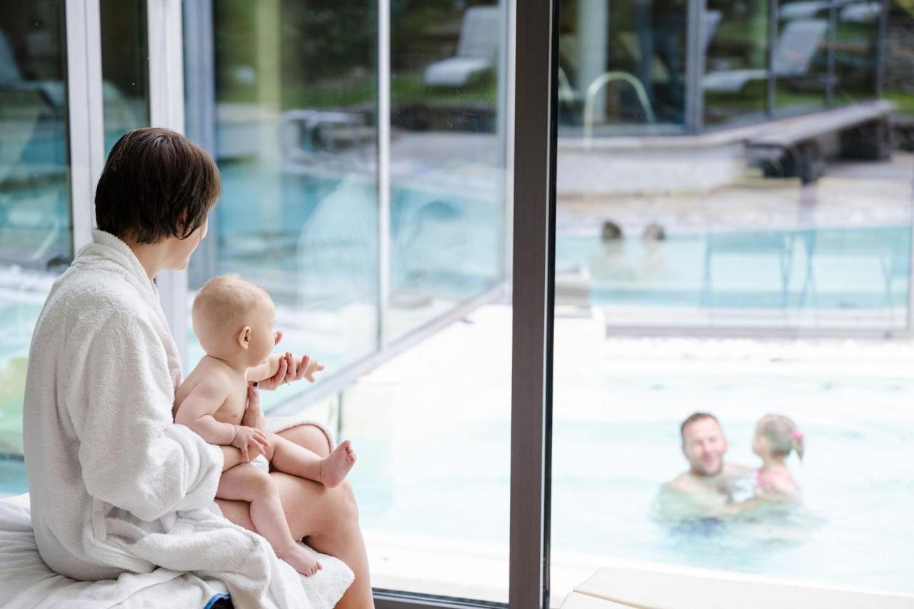 Alpholiday Dolomiti Wellness & Family Hotel 디마로 외부 사진
