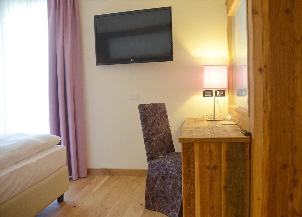 Alpholiday Dolomiti Wellness & Family Hotel 디마로 외부 사진