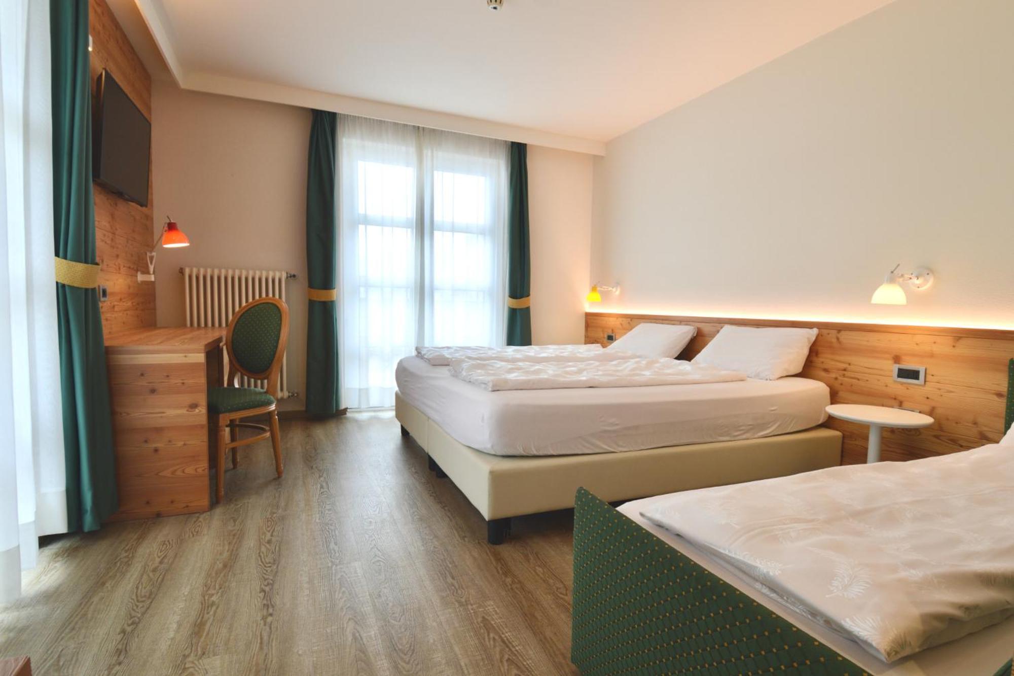 Alpholiday Dolomiti Wellness & Family Hotel 디마로 객실 사진