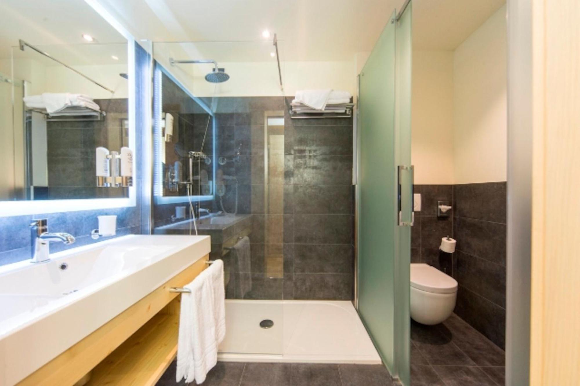Alpholiday Dolomiti Wellness & Family Hotel 디마로 객실 사진