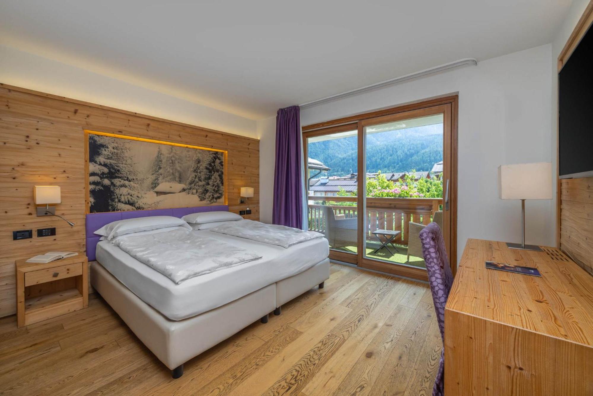 Alpholiday Dolomiti Wellness & Family Hotel 디마로 객실 사진