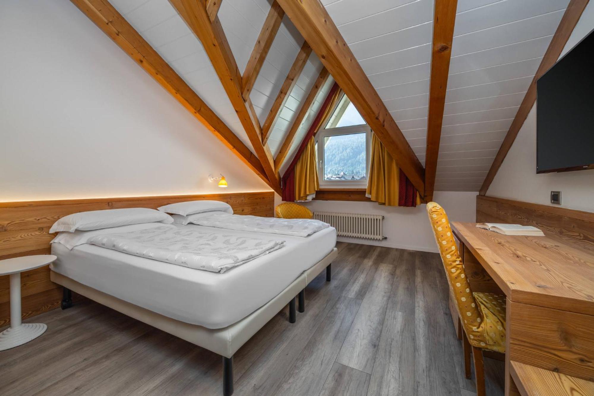 Alpholiday Dolomiti Wellness & Family Hotel 디마로 객실 사진