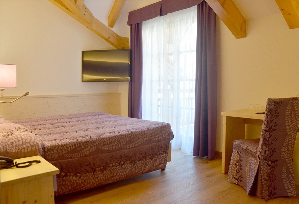 Alpholiday Dolomiti Wellness & Family Hotel 디마로 외부 사진